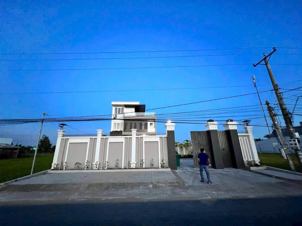 Biệt thự Nhà vườn VIP Bến Lức 1000m² giá 15 tỷ - Sẵn sàng thương lượng!