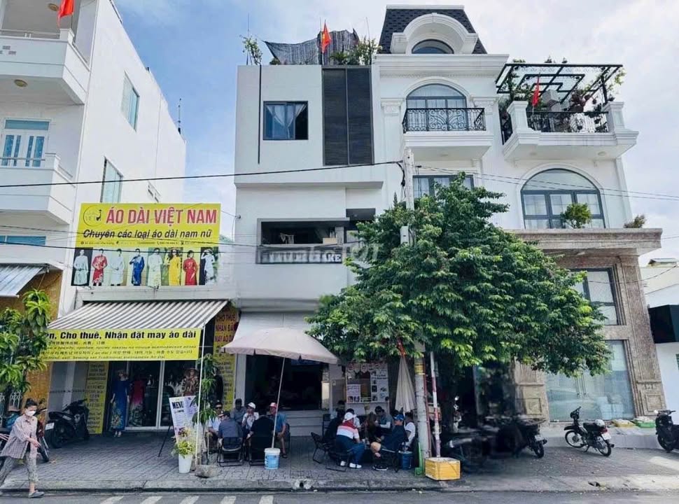 Nhà mặt tiền kinh doanh đường 2 Tháng 4, Nha Trang 53.7m² - Cơ hội đầu tư lý tưởng!