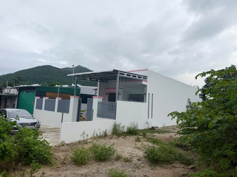 Đất nền Phước Đồng Nha Trang 371m² giá 5 tỷ - Đầu tư sinh lời trong khu dân cư sầm uất!