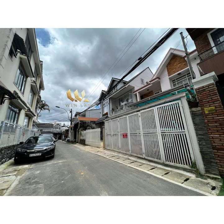 Nhà Yersin Đà Lạt 300m² giá 21 tỷ - Không gian sống lý tưởng giữa trung tâm