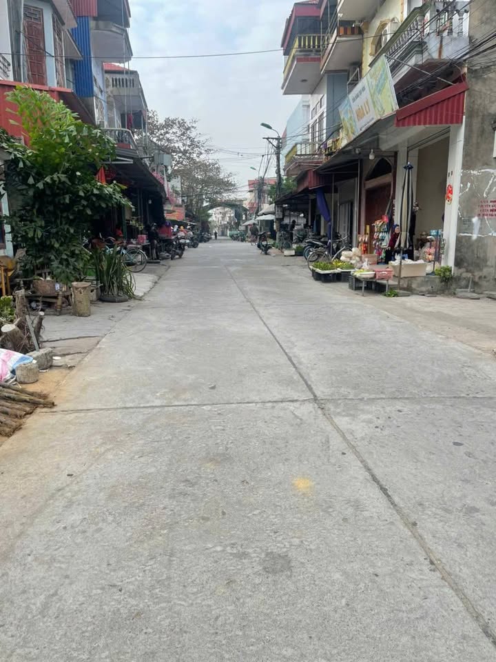 Lô đất mặt tiền trục chính Thôn Liên Mạc - Thanh Hà 100m² giá chỉ 900 triệu - Cơ hội đầu tư vàng!