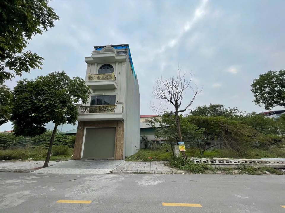 Đất nền khu đô thị Vườn Sen Đồng Kỵ 100m² giá 5 tỷ - Chính chủ bán gấp!