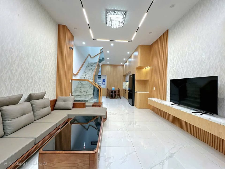 Nhà 3 tầng Hòa Cường Nam 100m² giá thỏa thuận - Gần chợ Đầu Mối và Metro!