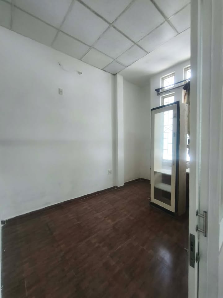 Nhà cấp 4 đường Tô Hiệu, quận Liên Chiểu 130m² giá 3.45 tỷ - Sân vườn thoáng mát!