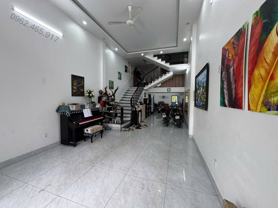 Nhà 3 tầng phường Cao Thắng, Hạ Long 71.55m² giá 6 tỷ - Gần khu đô thị Bãi Muối!