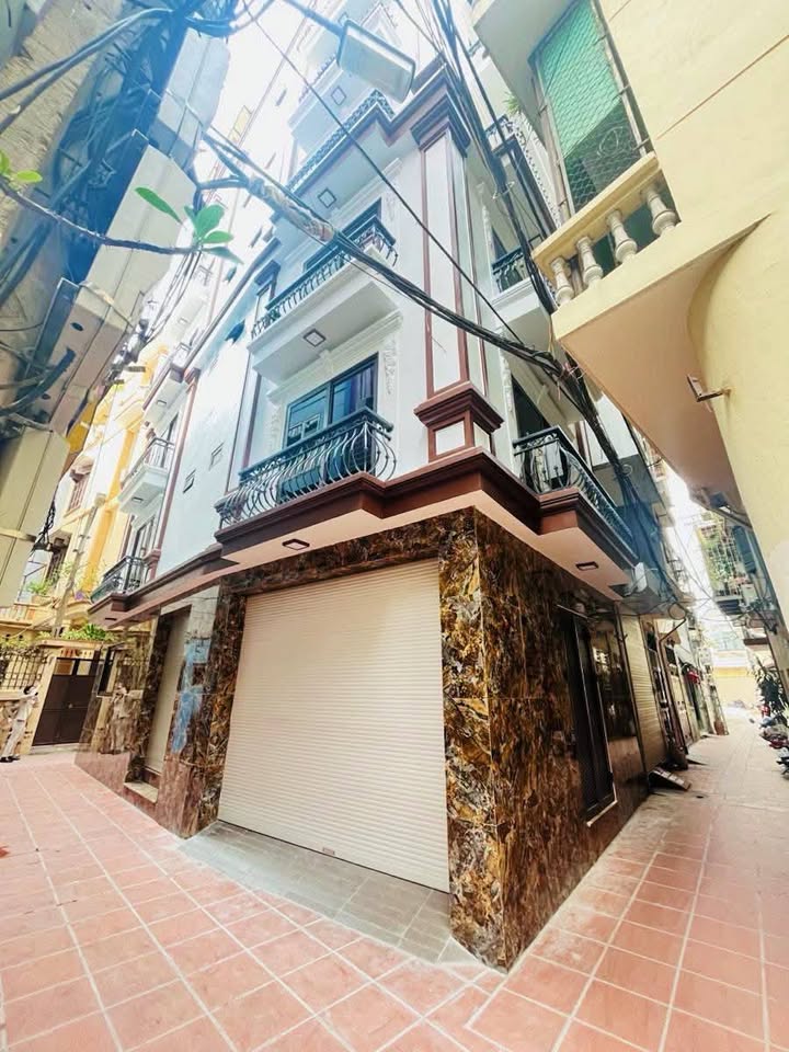 Nhà 7 tầng Trần Cung, 60m² giá 19 tỷ - Siêu phẩm góc 3 mặt thoáng