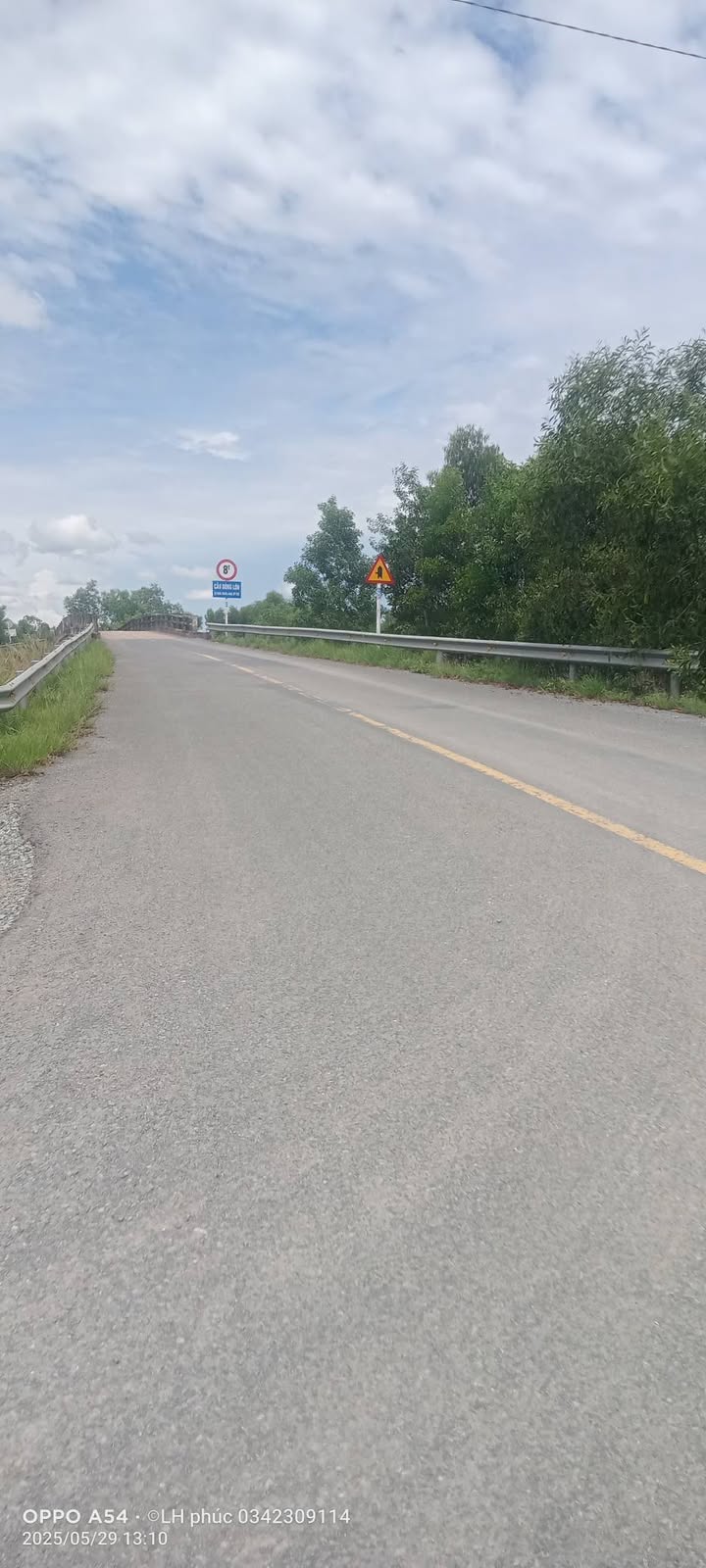 Đất nền Bình Thành, Đức Huệ 9000m² giá 2.65 tỷ - Sổ hồng chính chủ!