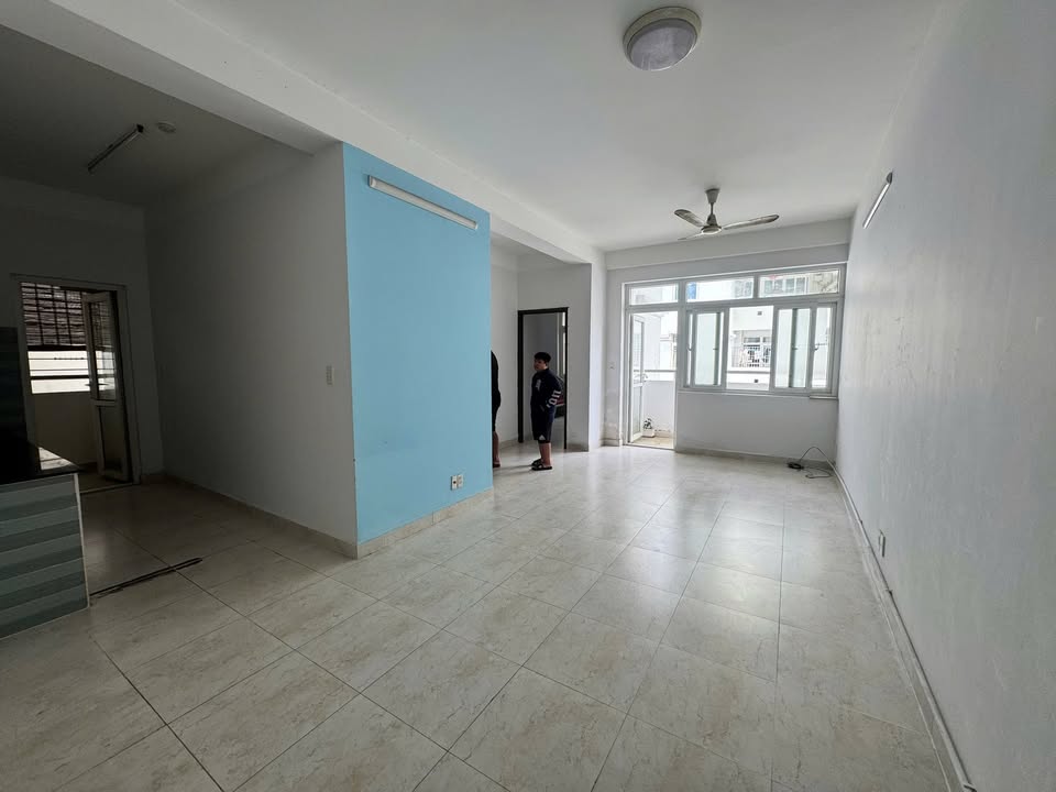 Chung cư Nhất Lan 2, Tân Tạo, Bình Tân - Căn góc 2PN, 6.5 triệu/tháng, Vô liền ngay!