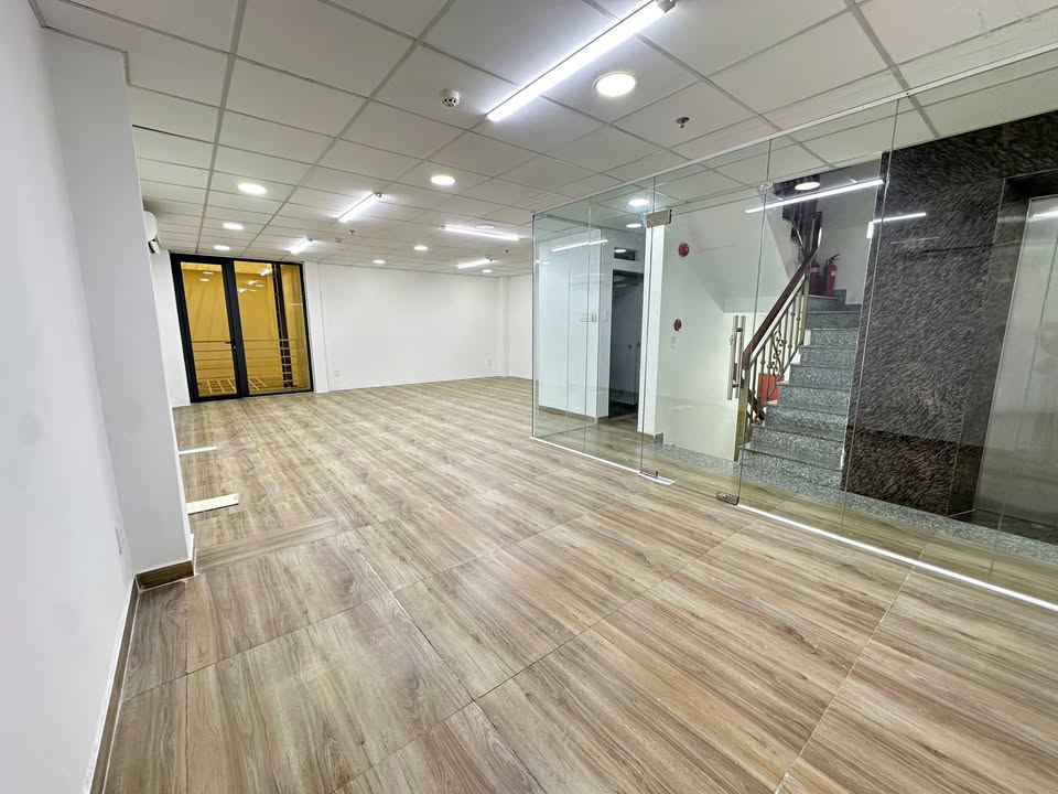 Cho thuê văn phòng 55 Phan Bá Phiến, Tân Bình 50m² - Gần sân bay, setup miễn phí!