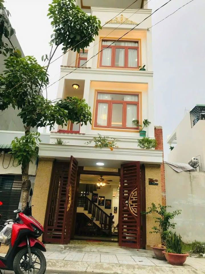 Nhà phố Khu Các Tường Phú Sinh, Đức Hòa, Long An 60m² giá 2.3 tỷ - Cơ hội đầu tư hấp dẫn!