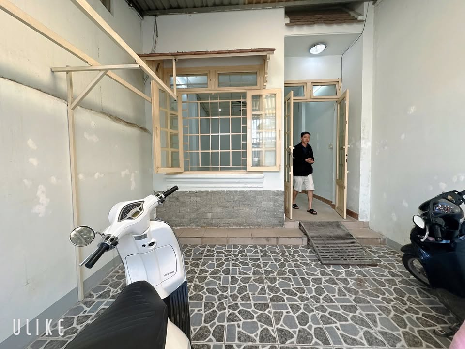 Nhà cho thuê Mặt Tiền Đường Đỗ Xuân Hợp, Thủ Đức 72m² - Phù hợp kinh doanh online!