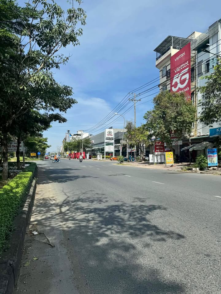 Shophouse Võ Nguyên Giáp, Hưng Phú, Cần Thơ 250.4m² giá 22 tỷ - Đầu tư sinh lời ngay!
