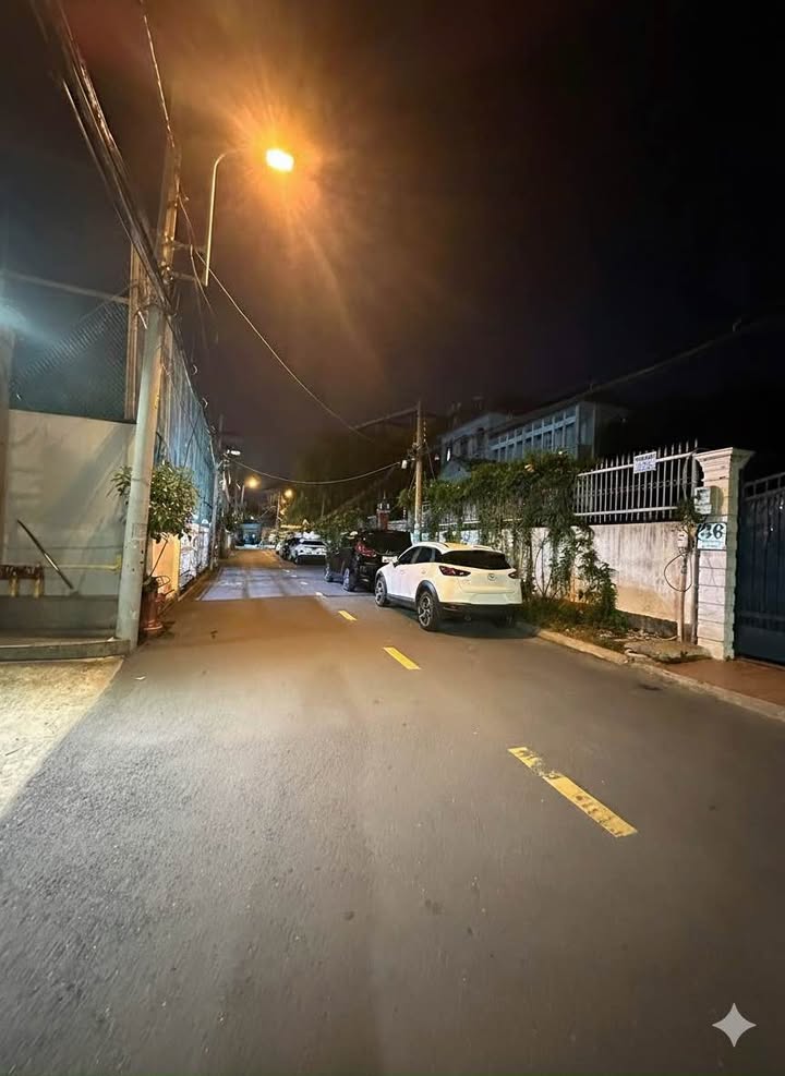 Đất vàng Thảo Điền 215m² giá 79.99 tỷ - Đầu tư sinh lời bền vững!