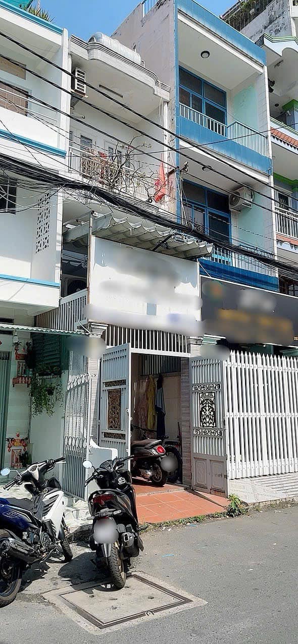 Nhà nguyên căn mặt tiền đường Quân Sự, Quận 11 - Diện tích 45m², giá 13 triệu/tháng