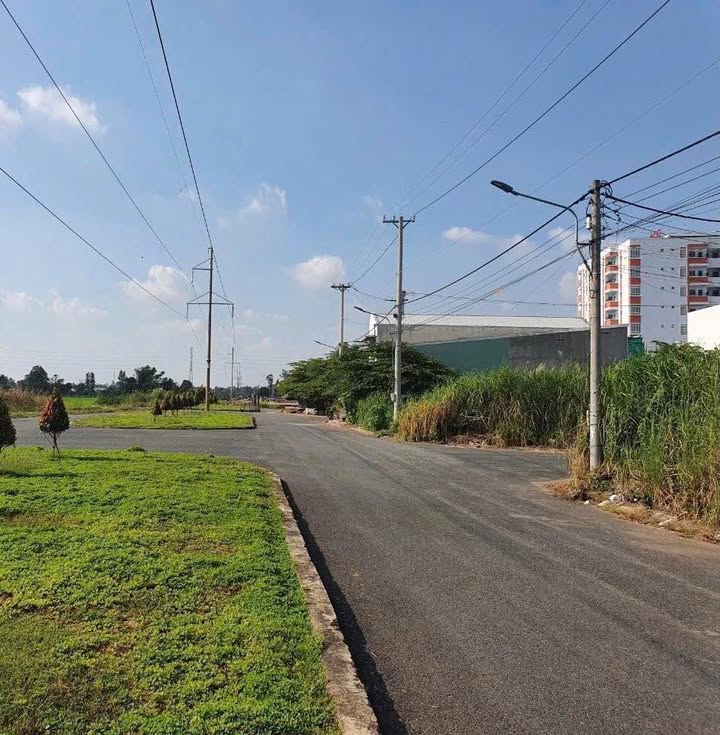 Đất nền Đường số 1 Tây Đại Học, Mỹ Phước 72m² giá 2 tỷ - Cơ hội đầu tư hấp dẫn!