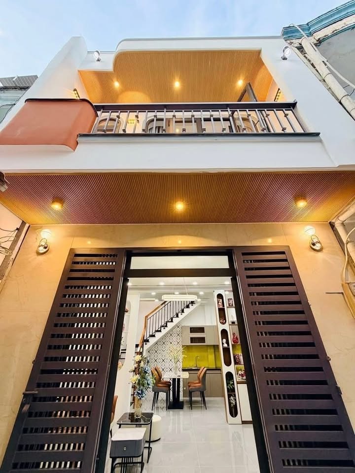 Nhà Gò Vấp 36m² giá 4.85 tỷ - Hẻm thông, gần chợ Hạnh Thông Tây!