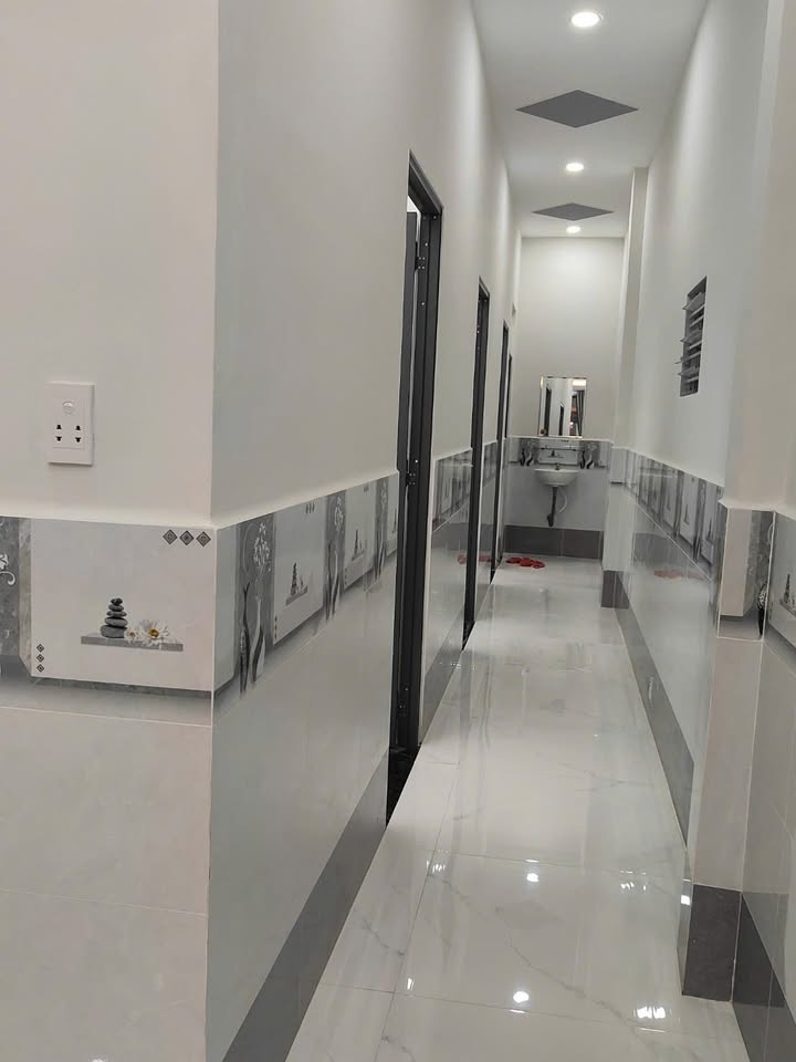 Nhà đẹp tại Đông Thạnh, Hóc Môn 80m² giá 3.35 tỷ - Hẻm xe tải, thuận tiện di chuyển!