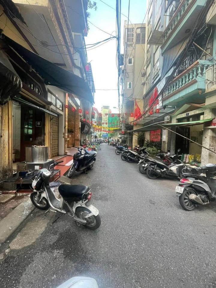 Mặt phố Đông Mác, Hai Bà Trưng 75m² giá 22 tỷ - Cơ hội đầu tư hiếm có!