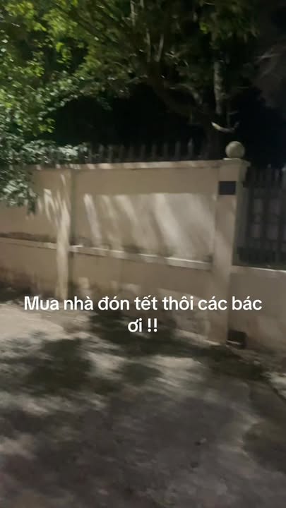 Nhà mái thái kiên cố tại phường Hòa Bình 300m² giá 2.8 tỷ - Không khí trong lành, gần cầu!