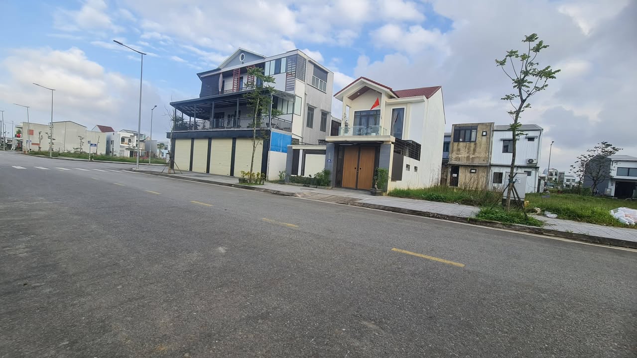 Đất Mặt Tiền Đường Ba Đình, Hương Sơ 96m² giá 2.5 tỷ - Cơ hội đầu tư tuyệt vời!