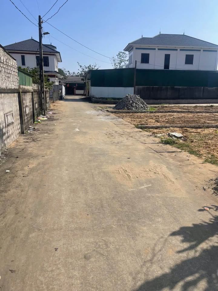 Đất nền Nghi Hương Cửa Lò 180m² giá 2 tỷ - Mặt tiền rộng, đường thông thoáng!