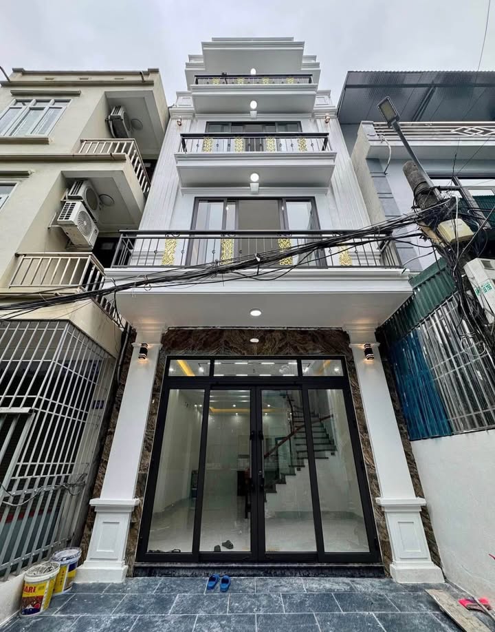 Nhà 4 tầng Bãi Muối, Cao Thắng, 53m² giá 4.5 tỷ - Vị trí trung tâm thuận tiện!