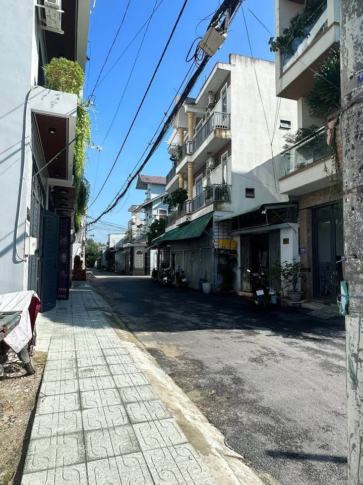 Đất thổ cư 105m² Thạnh Xuân, Q12 giá 6.3 tỷ - Pháp lý chuẩn, đầu tư sinh lời!