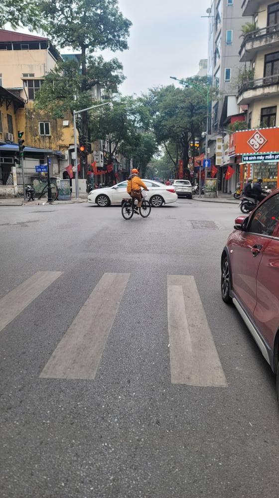 Chung cư Quán Thánh Ba Đình 63m² giá 9 tỷ - Nhà mới đẹp, sẵn sàng vào ở!