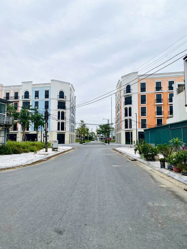 Bán đất hướng Đông tại Sầm Sơn 75m² giá chỉ 3 tỷ - Cơ hội đầu tư lý tưởng!