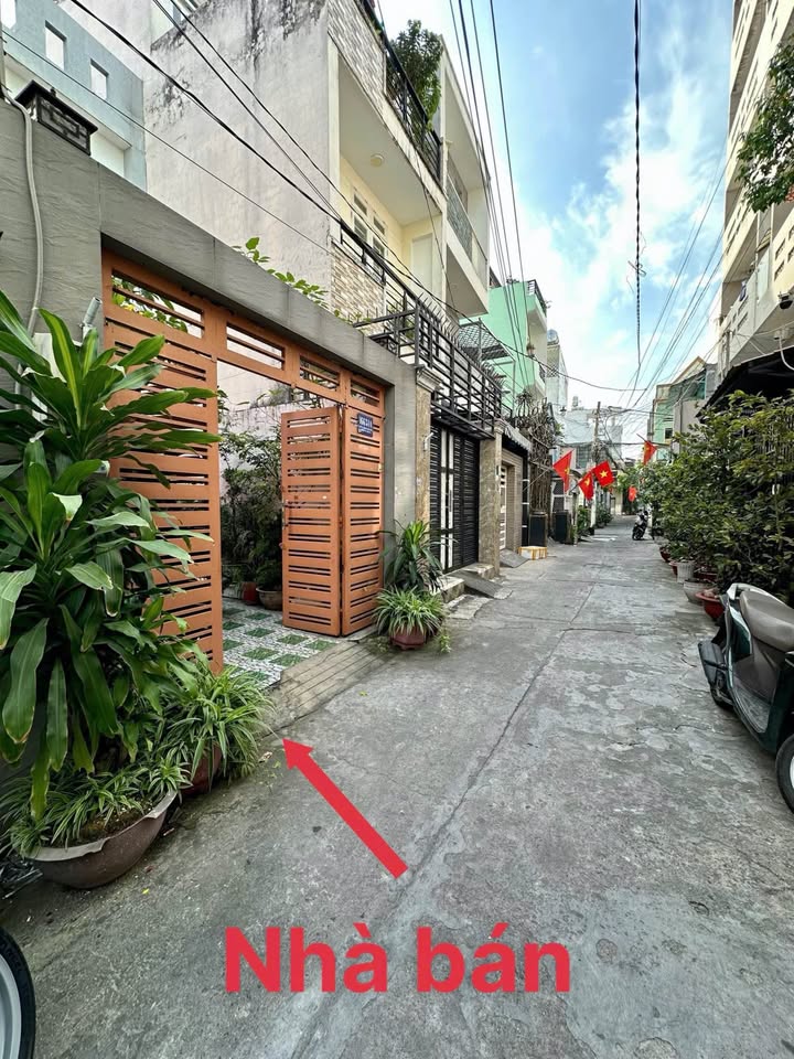 Nhà phố Tân Phú 68m² giá 6.3 tỷ - Hẻm an ninh, xe hơi tới cửa!