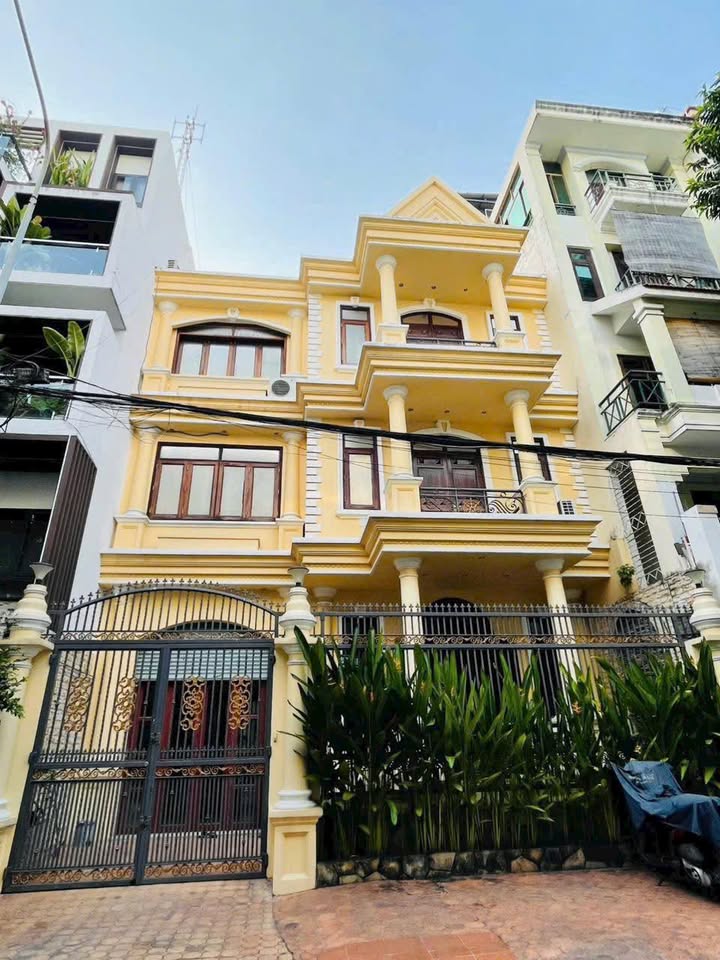 Biệt thự Compound Huỳnh Lan Khanh - P2, Tân Bình 170m² giá 52 tỷ - Vị trí cực hiếm!