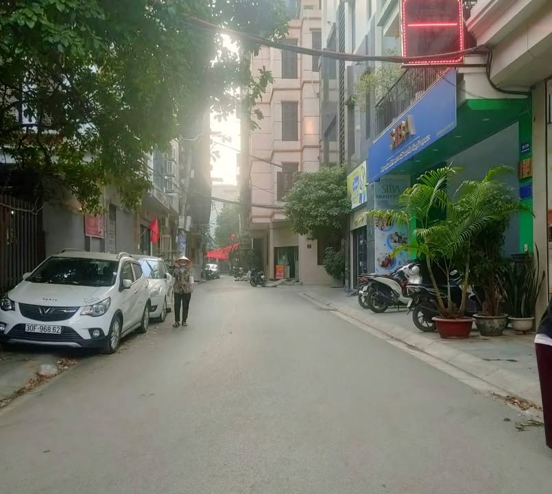 Nhà riêng Nghĩa Đô Cầu Giấy 58m² giá 19 tỷ - Hai mặt thoáng, ô tô tránh!