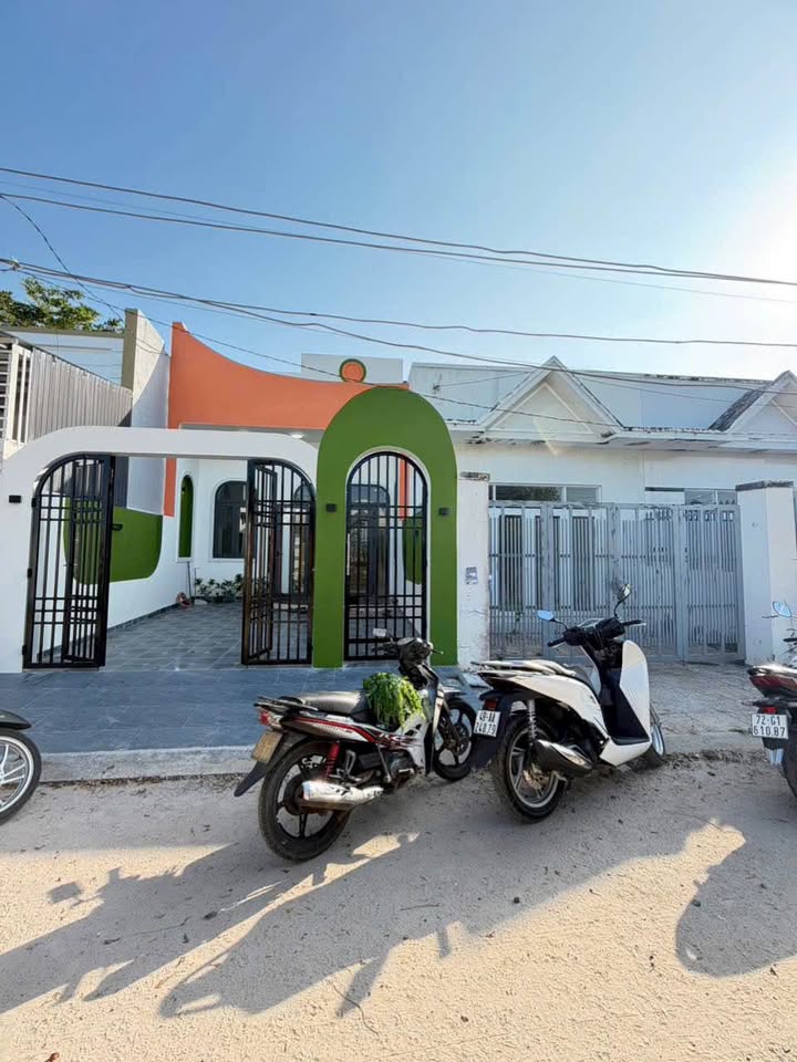 Nhà mặt tiền Ngô Đức Tốn, Phan Thiết 100m² giá 1.39 tỷ - Sẵn sàng vào ở ngay!