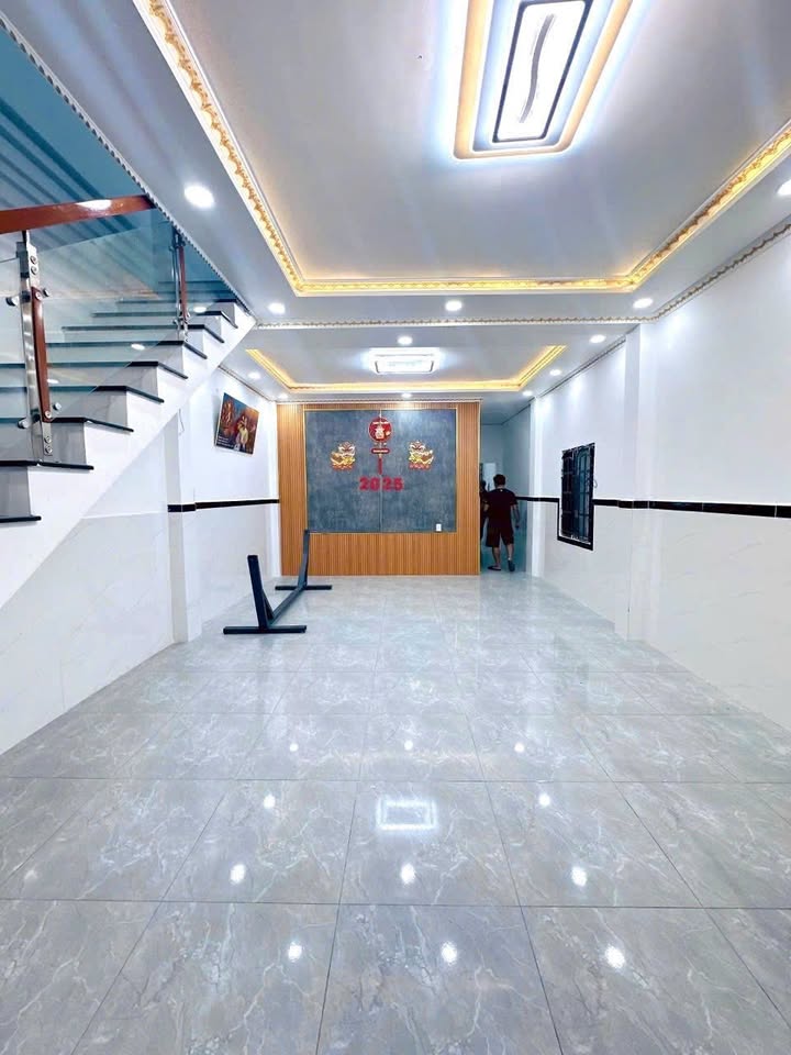 Nhà góc 2 mặt tiền đường Phan Bội Châu, Dĩ An 75m² giá 2.25 tỷ - Không thể bỏ lỡ!