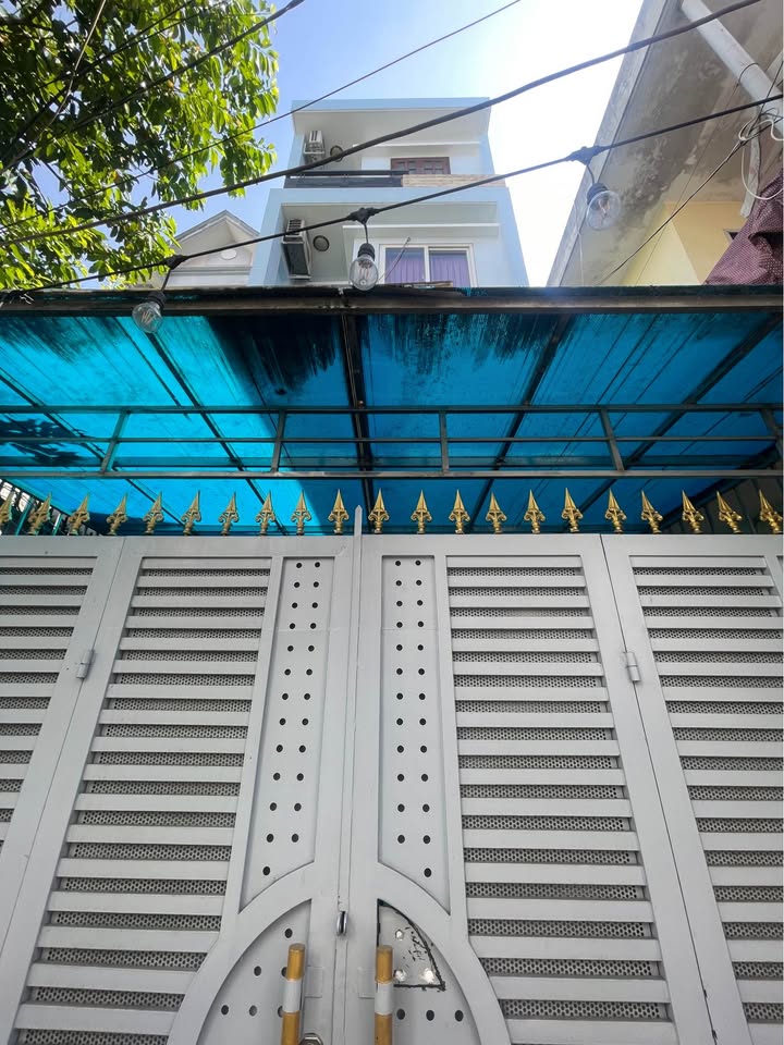 Nhà mặt tiền đường Nguyễn Tư Giản, Gò Vấp 98m² giá 19 triệu - Nhà trống, nhận ngay!