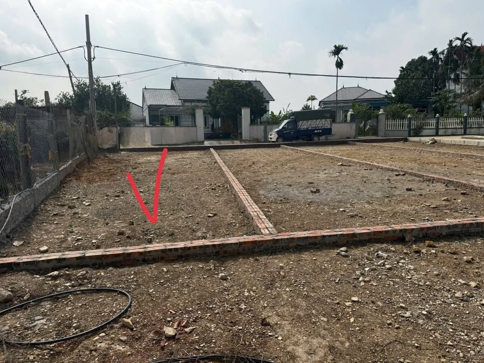 Đất Vật Lại Ba Vì 108m² giá 7 triệu - Kinh doanh tốt, ô tô tránh nhau!