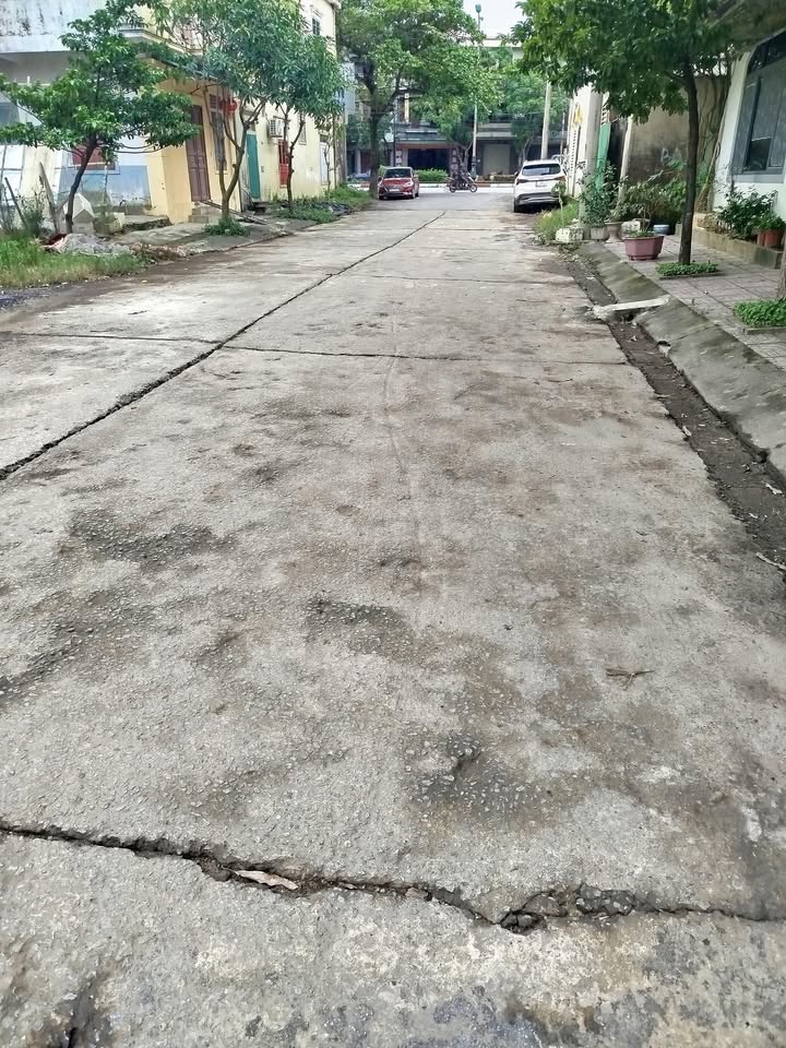 Đất nền Diễn Châu 110m² giá 2 tỷ - Vị trí trung tâm thuận lợi!