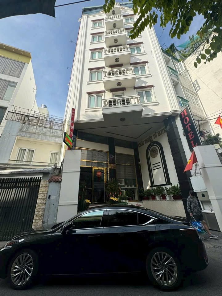 Khách sạn 146m² tại Nguyễn Thái Bình, Tân Bình - Giá chỉ 47 tỷ!