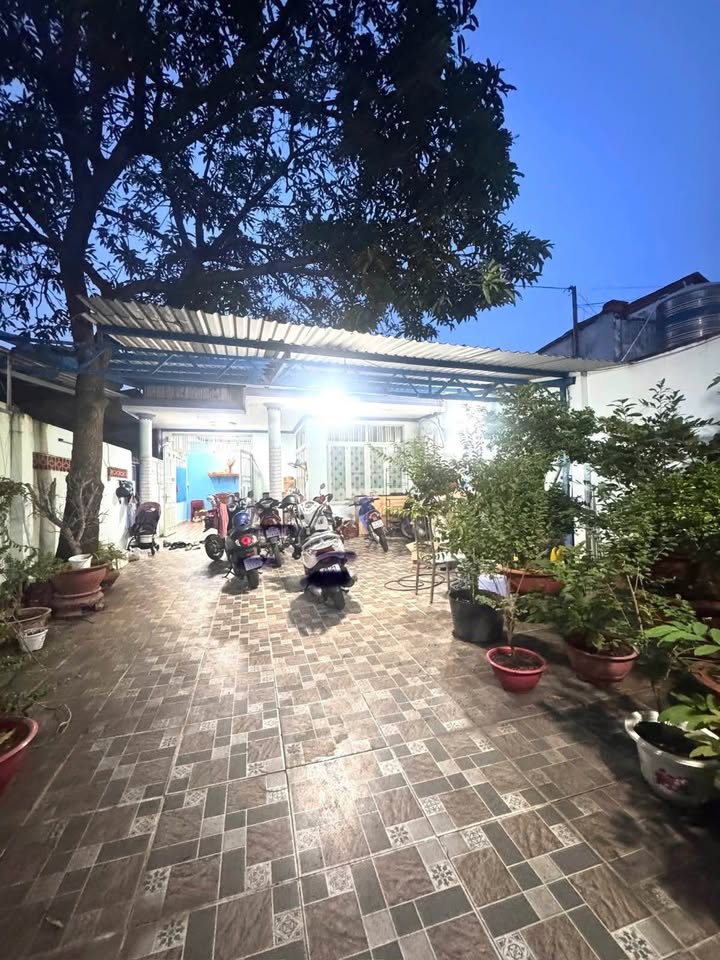 Nhà C4 Trần Thị Cờ, Thới An, Q12 140m² - Sẵn sàng vào ở ngay!