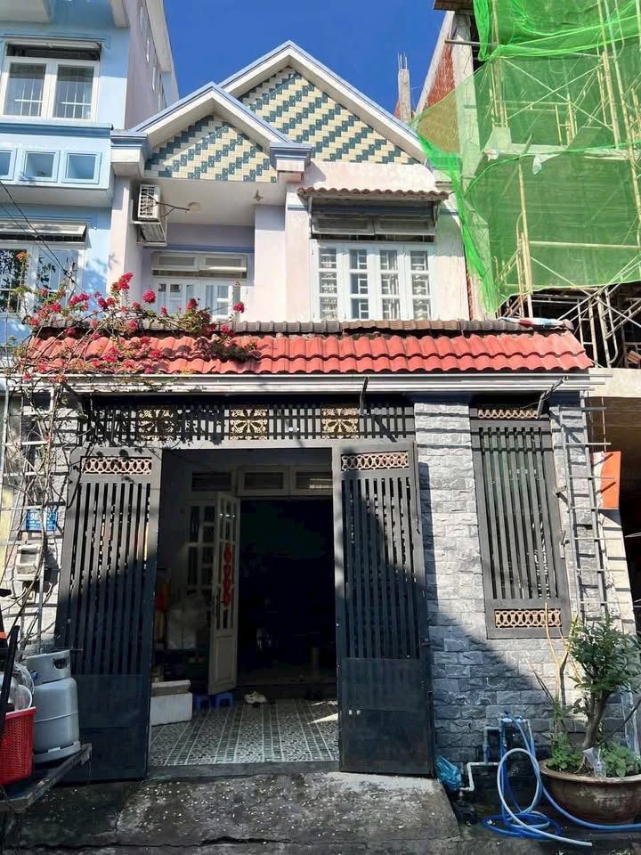 Nhà phố Thới Tam Thôn, Hóc Môn 85m² giá 4.9 tỷ - Chính chủ bán gấp!