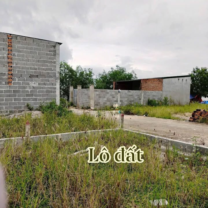 Đất nền Diên An 63m² giá chỉ 900 triệu - Sổ đỏ chính chủ, vị trí đẹp!