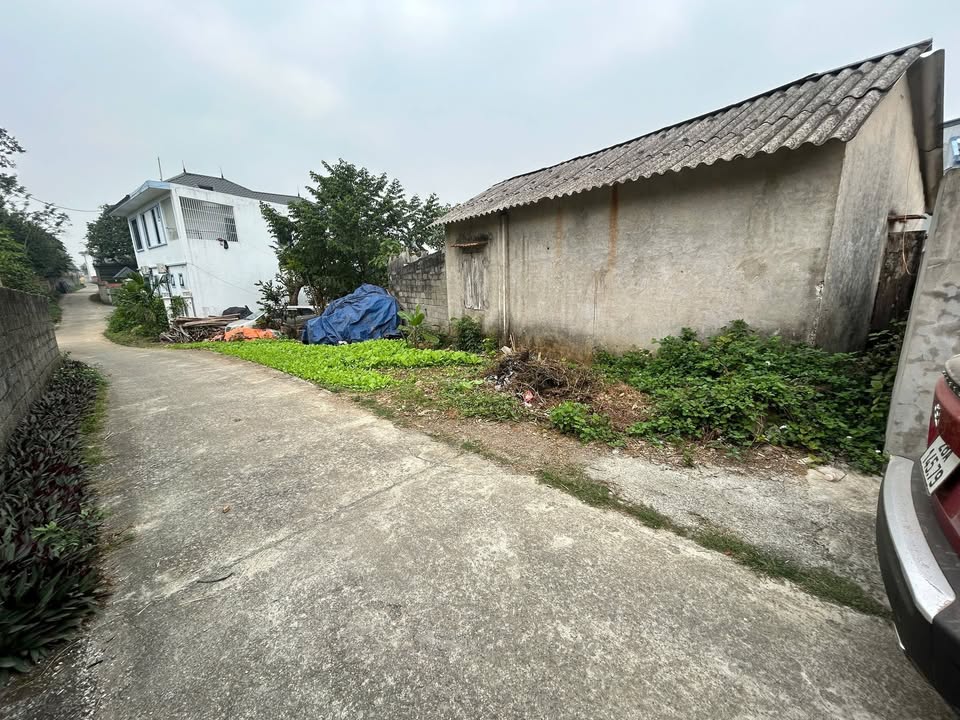 Đất nền Nhuận Trạch Lương Sơn 1700m² giá 8.5 tỷ - Đầu tư sinh lời bền vững!