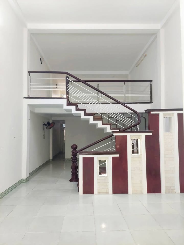 Nhà cho thuê mặt tiền Lý Triện, Thanh Khê, 80m² giá 10 triệu - Tiện nghi đầy đủ!