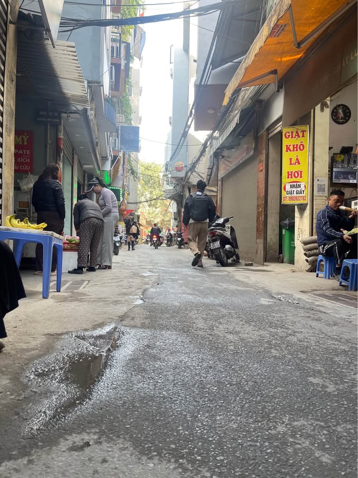 Nhà riêng Phú Đô 50m² giá 10 tỷ - Vị trí đẹp, kinh doanh sầm uất!