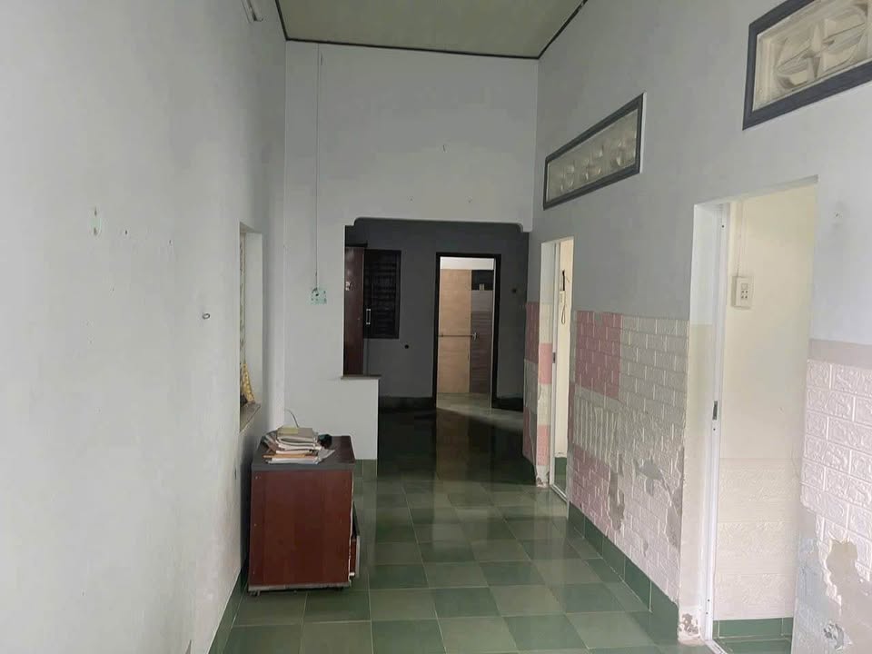 Nhà cấp 4 hẻm bê tông đường Thủ Khoa Huân, 79,5m² giá 1,67 tỷ - Pháp lý rõ ràng, sẵn sàng công chứng!