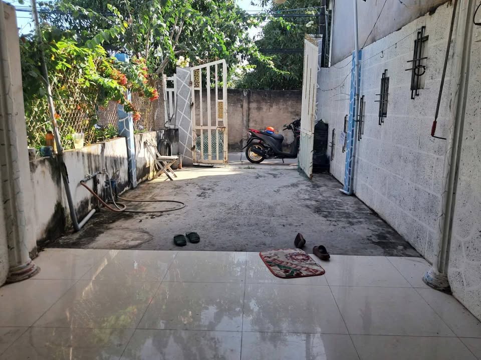 Nhà bán tại đường D5, Trà Vinh 115m² giá 780 triệu - Gần hẻm ô tô thông thoáng!