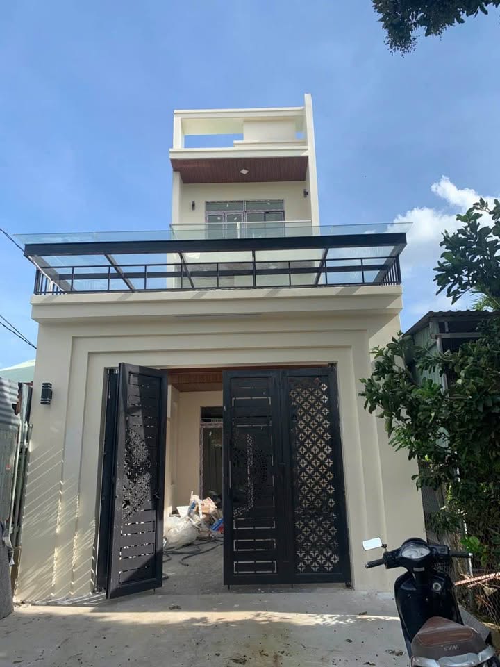 Nhà đẹp hẻm 274 Lê Duẩn, Pleiku 200m² giá 3.9 tỷ - Đầu tư sinh lời hấp dẫn!