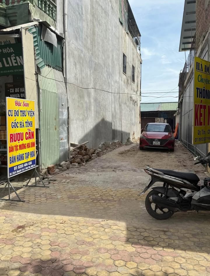 Bán đất mặt đường Nguyễn Trãi, Vinh Phú, 70.6m² - Vị trí kinh doanh đắc địa!