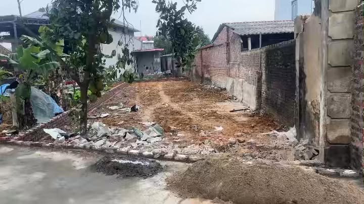 Đất nền Hợp Thịnh, Hiệp Hòa 160m² giá 1.1 tỷ - Tiện ích xung quanh đa dạng!