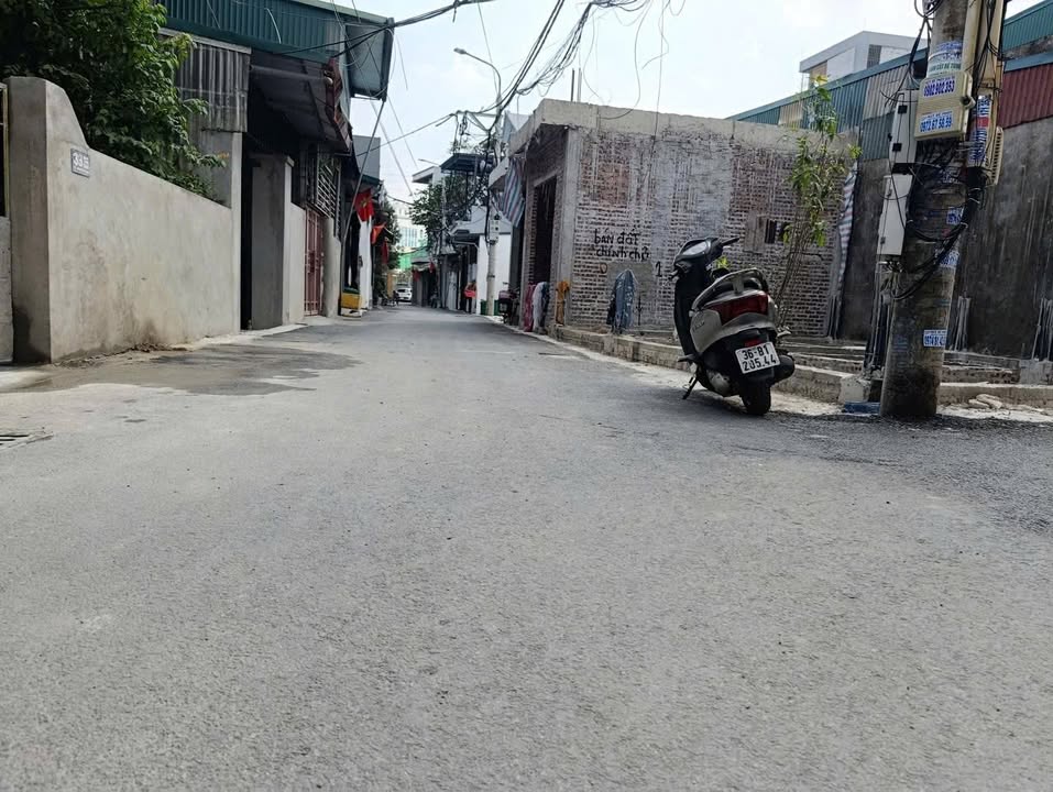 Nhà 2 tầng Hạc Thành, Thanh Hóa 85m² giá 3 tỷ - Đường ô tô thông, gần chợ đầu mối!